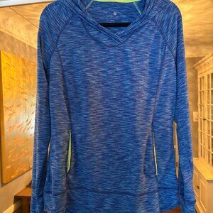 Used-in great condition Tangerine Multi-Colored Zip Up Jacket. Size M